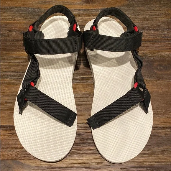 Teva Sandals - Picture 1 of 6